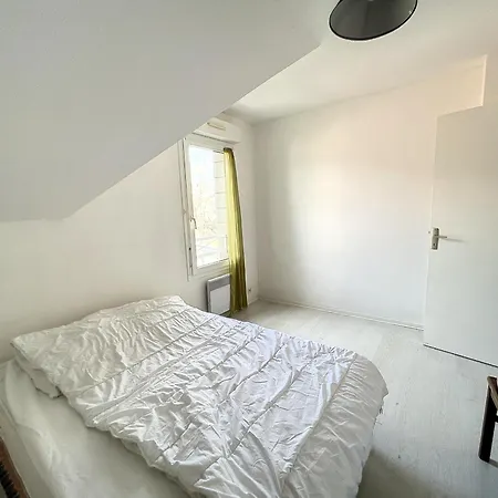 Casa de Férias Charmante Maison A 150m De La Plage, 2 Chambres, Jardinet, Proche Jullouville Et St Pair-sur-mer - Fr-1-361-33