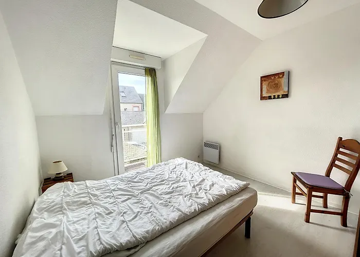 Charmante Maison A 150m De La Plage, 2 Chambres, Jardinet, Proche Jullouville Et St Pair-sur-mer - Fr-1-361-33 *