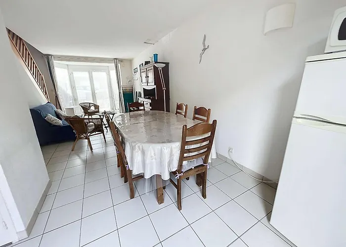 Charmante Maison A 150m De La Plage, 2 Chambres, Jardinet, Proche Jullouville Et St Pair-sur-mer - Fr-1-361-33 Holiday home